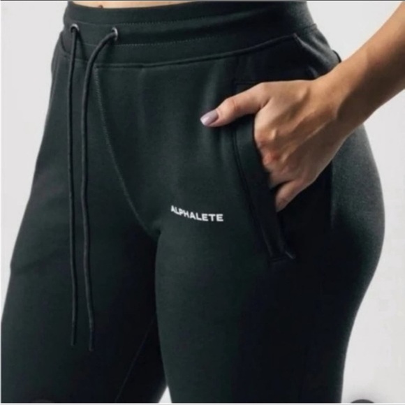 Alphalete Essential Core Jogger Black SZ XS - Picture 2 of 16